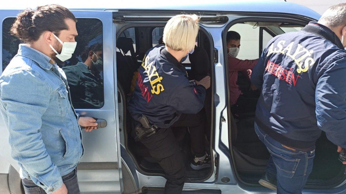 Mersin'de yankesicilik yöntemiyle 3 bin 250 lira çaldı