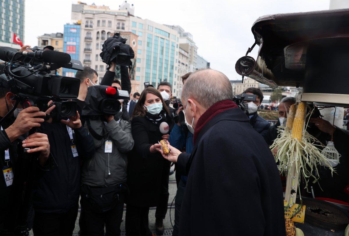 Cumhurbaşkanı Erdoğan, AKM ve Taksim'de yapımı süren camiyi inceledi