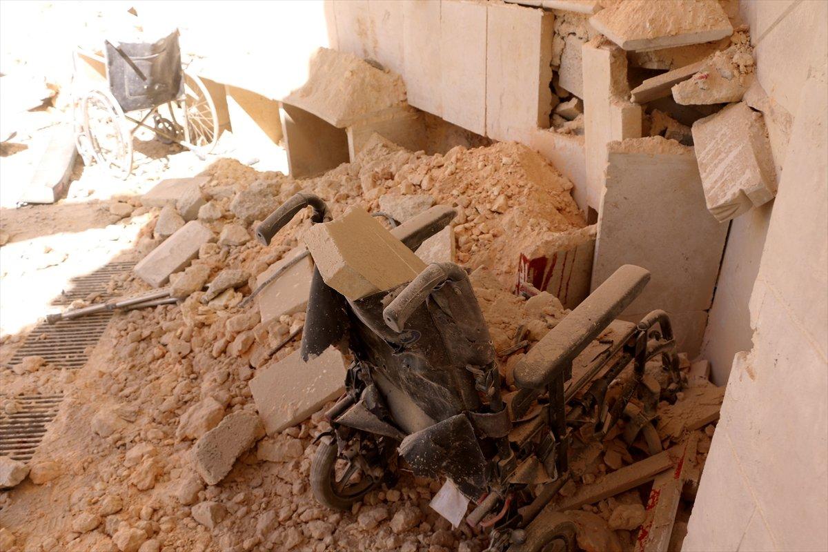 Esad ve İran destekli teröristler İdlip'te hastaneye saldırdı