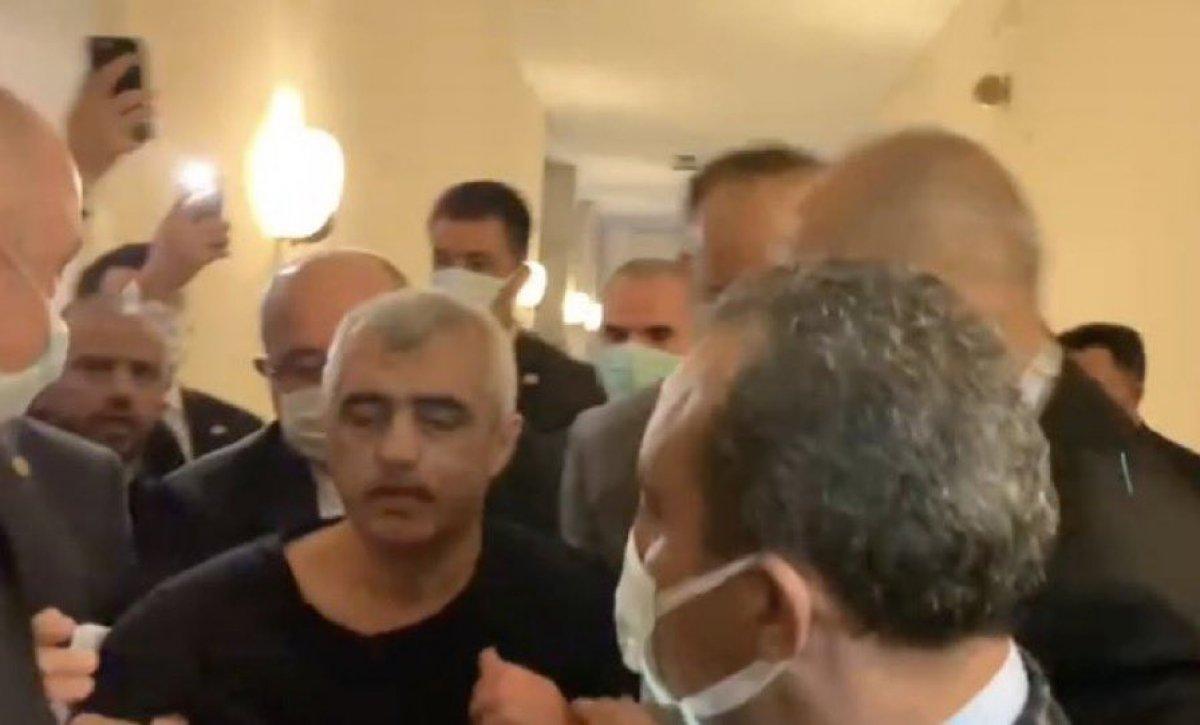 Ömer Faruk Gergerlioğlu'nun abdest alırken gözaltına alındığı yalanı