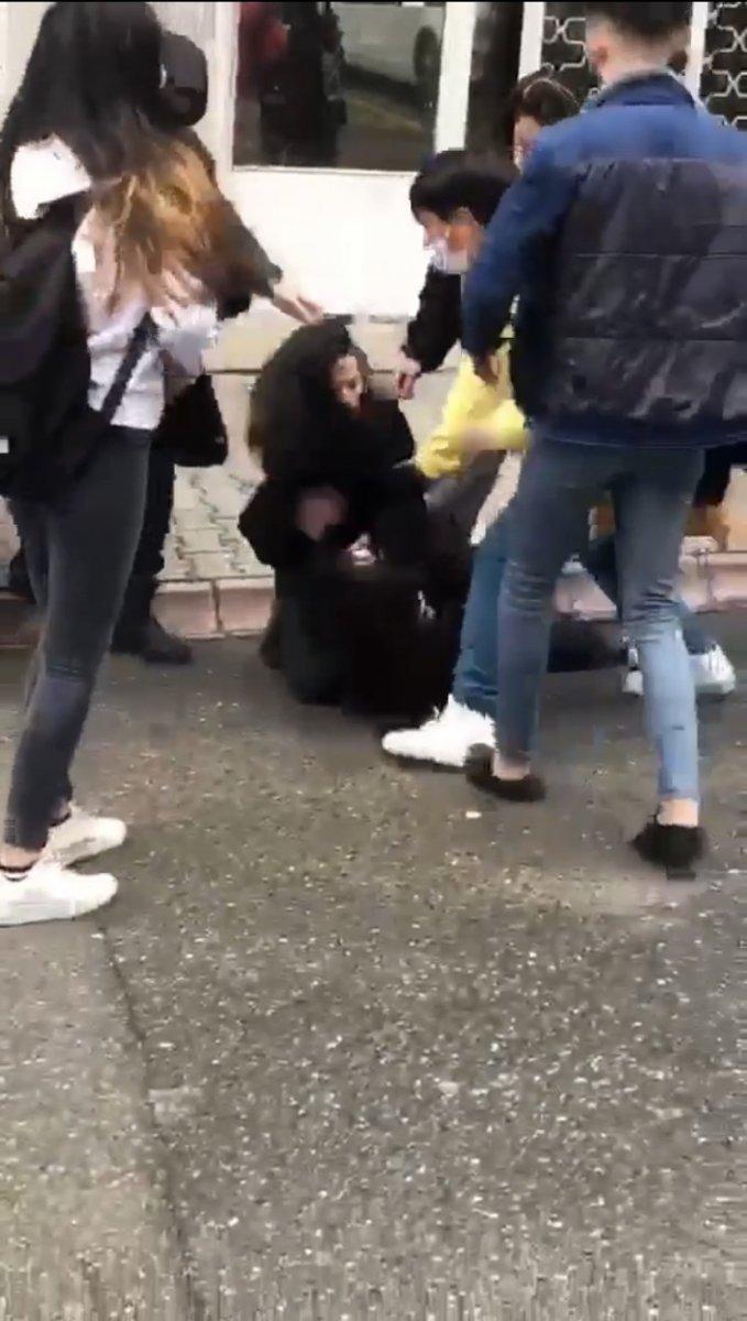 Ümraniye kız kavgası