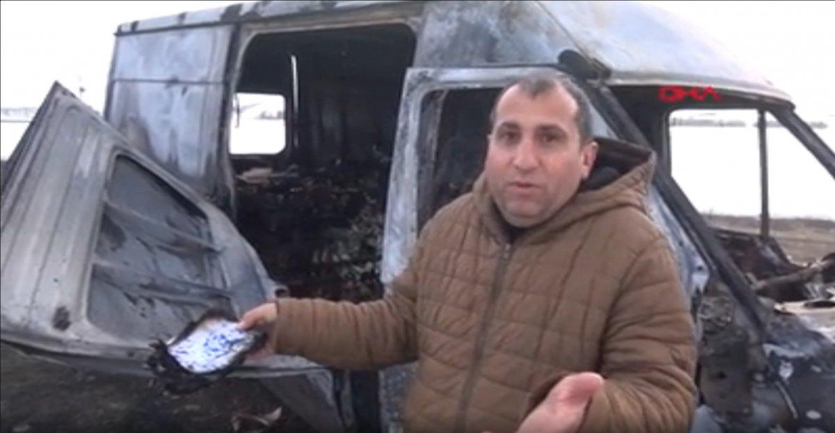 Ağrı’da kundaklanan kamyonetlerin yanında tehdit notu bulundu