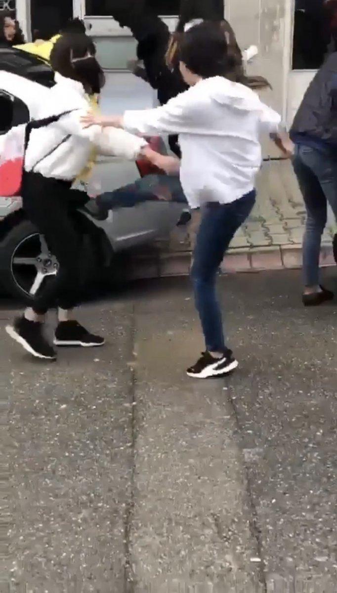 Ümraniye kız kavgası