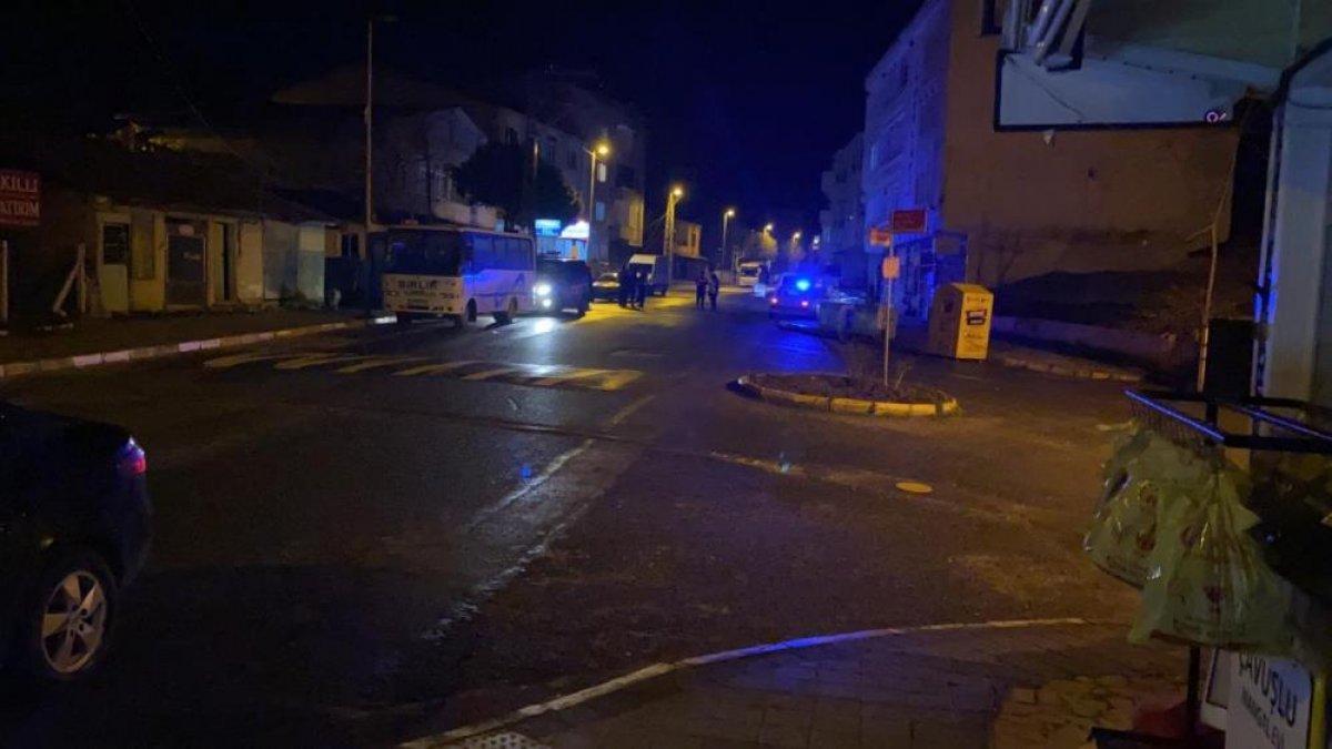 Silivri'de otomobil, elektrik direğine çarptı: 1 ölü