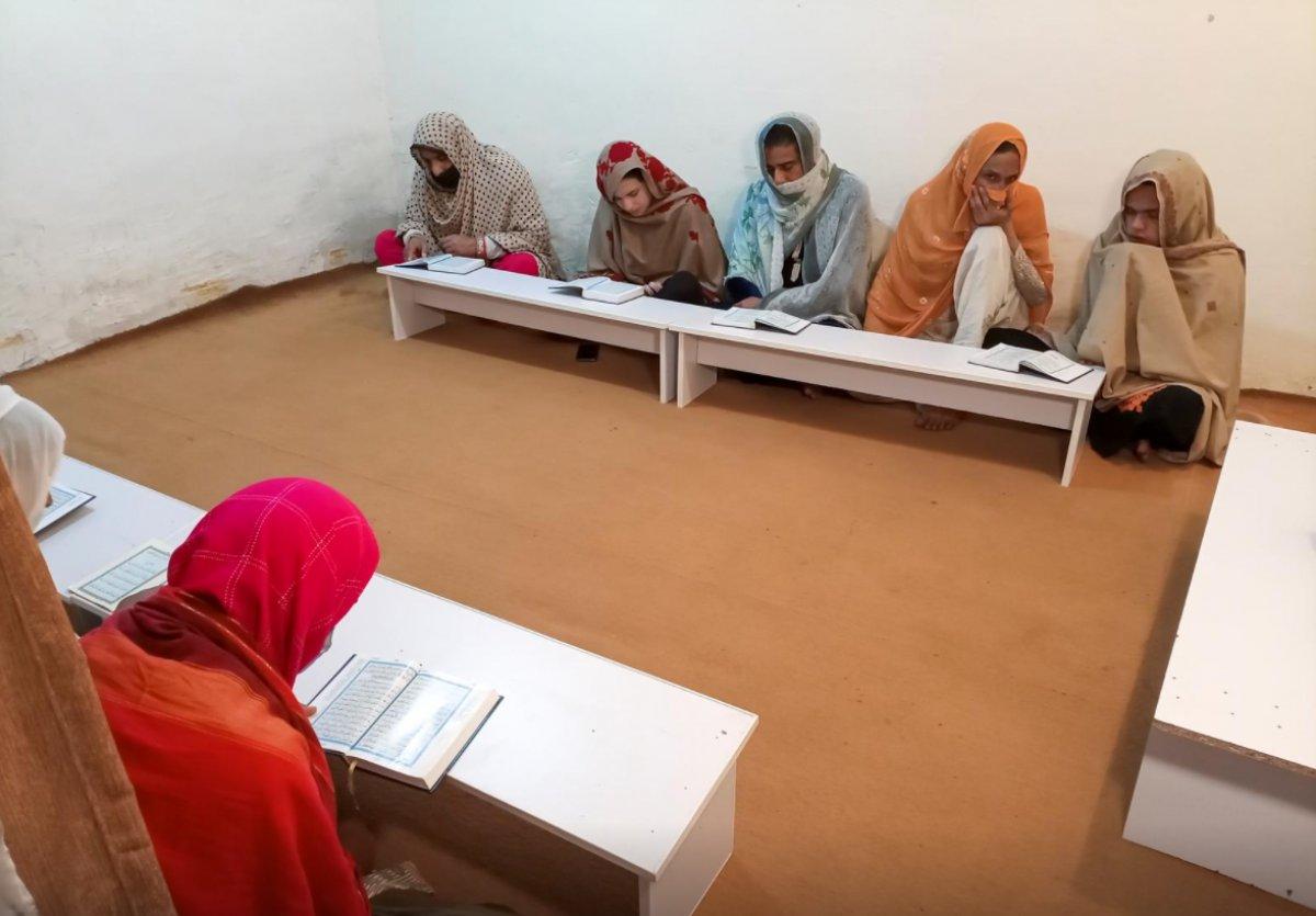 Pakistan'da LGBT bireyleri, Kur'an-ı Kerim dersleri vermeye başladı