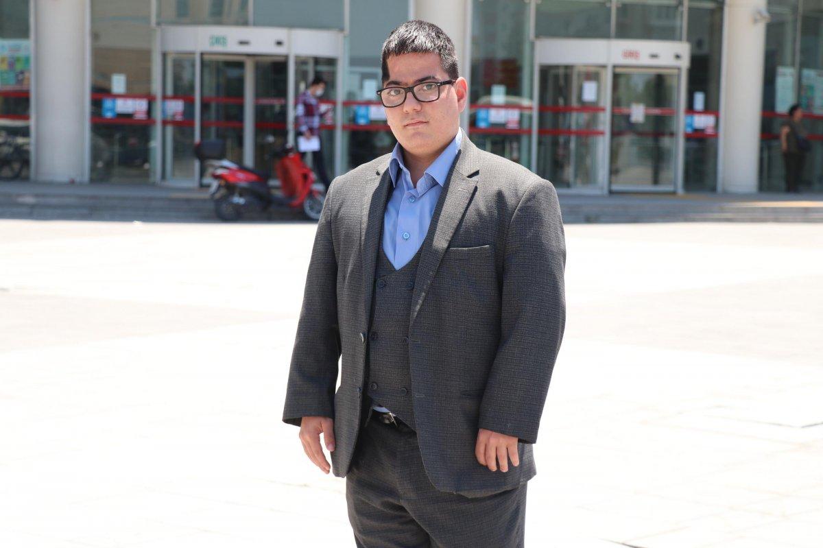 Kayserili genç 28 ameliyatla hayata tutundu, koronavirüsten öldü