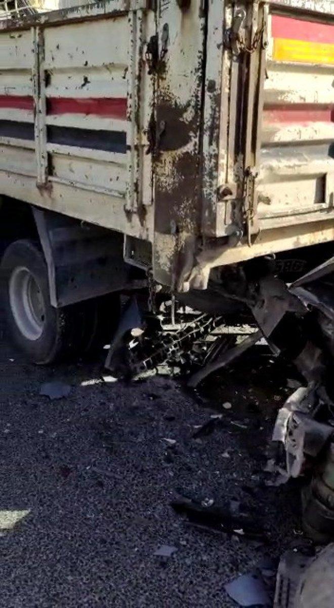 İzmir'de kaza: 6 kişi yaralandı