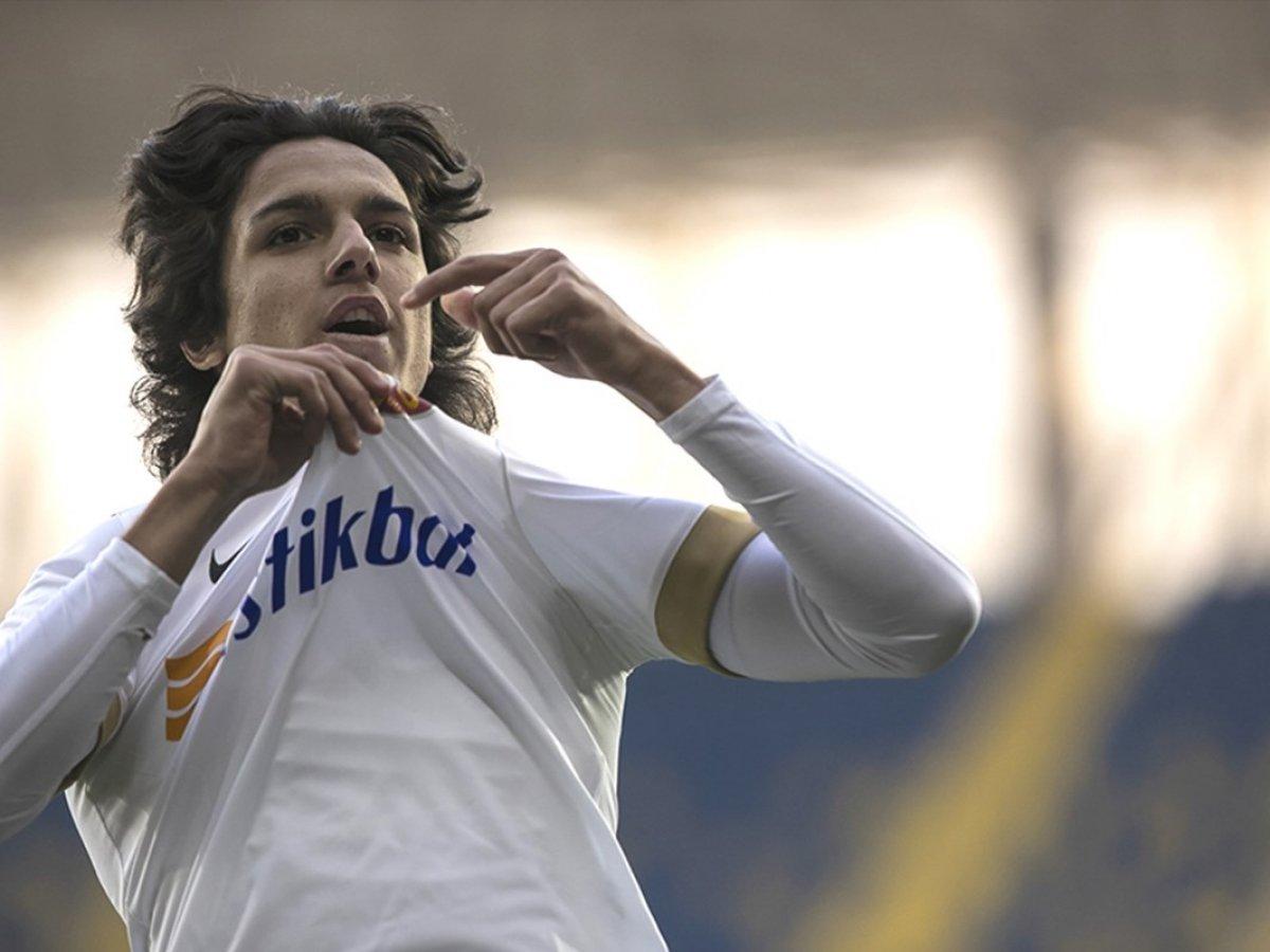 17 yaşındaki Emre Demir, şu ana kadar 8 hocayla çalıştı