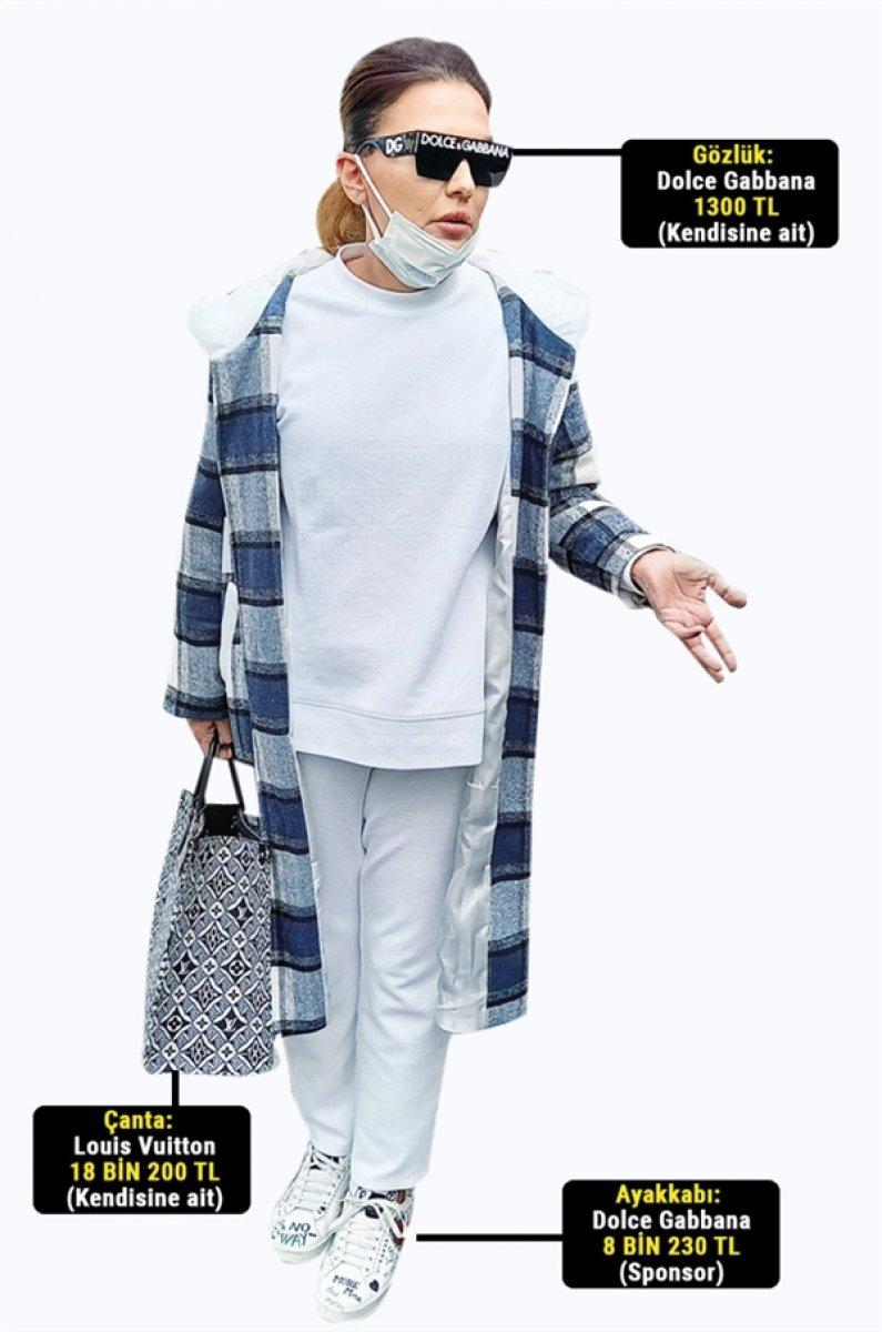 Demet Akalın: Sponsorlarım sağ olsun