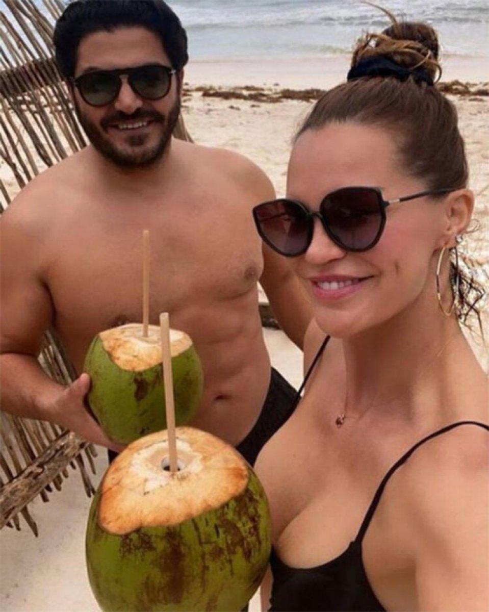 Ebru Şallı, Maldivlerde