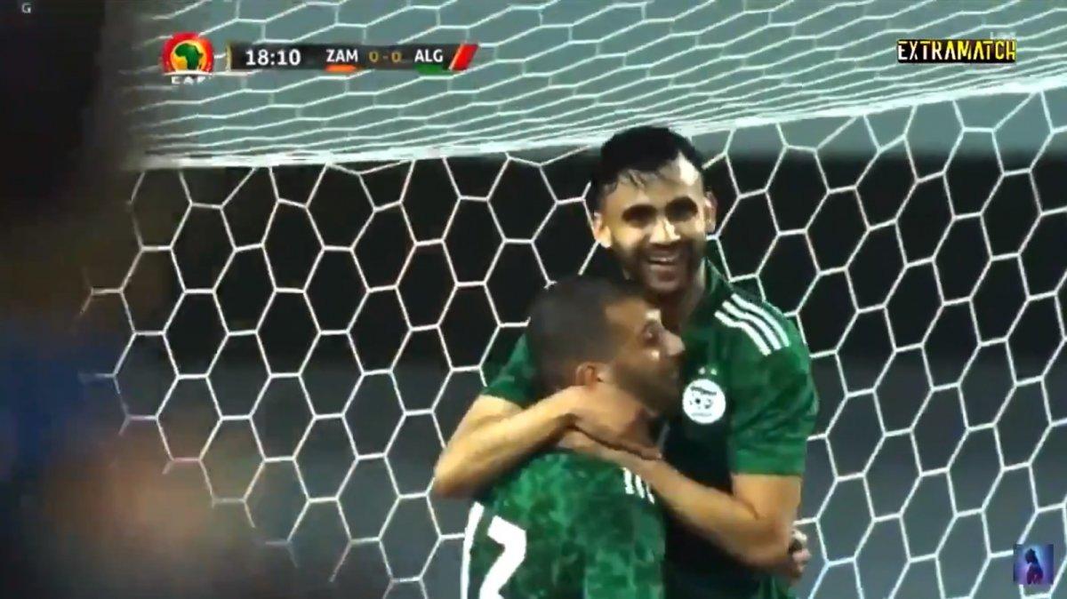 Ghezzal 1 gol 1 asist yaptığı maçta sakatlandı