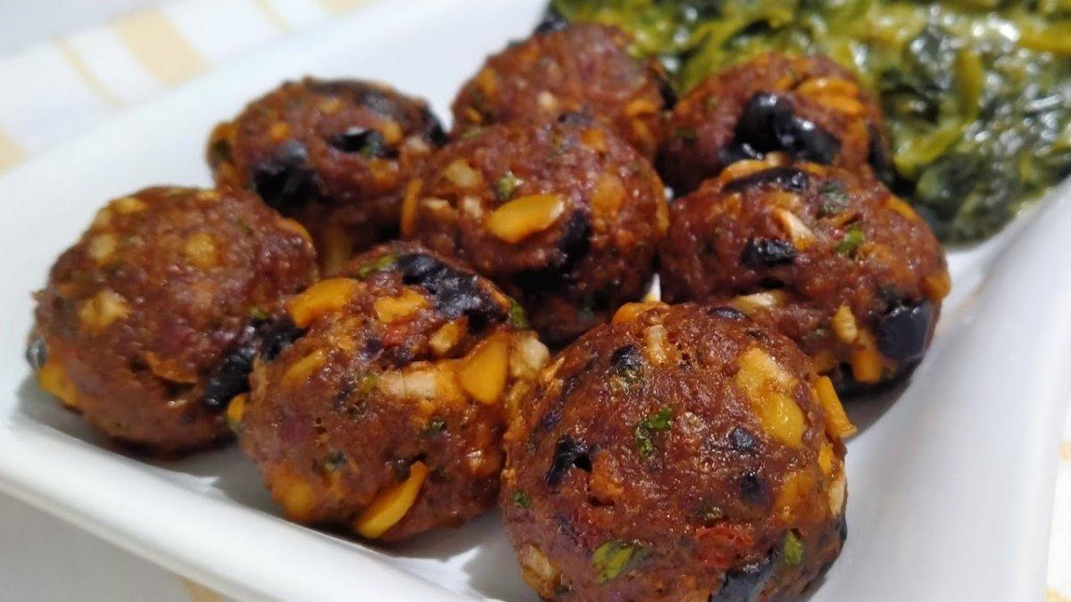 Zeytinli köfte nasıl yapılır, malzemeleri nelerdir? Dağılmayan zeytinli köfte tarifi..