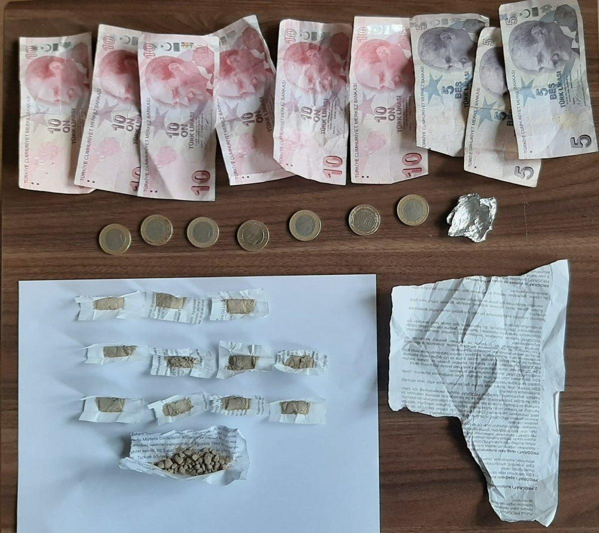 Hatay'da polisten kaçan şahsın üzerinde uyuşturucu çıktı