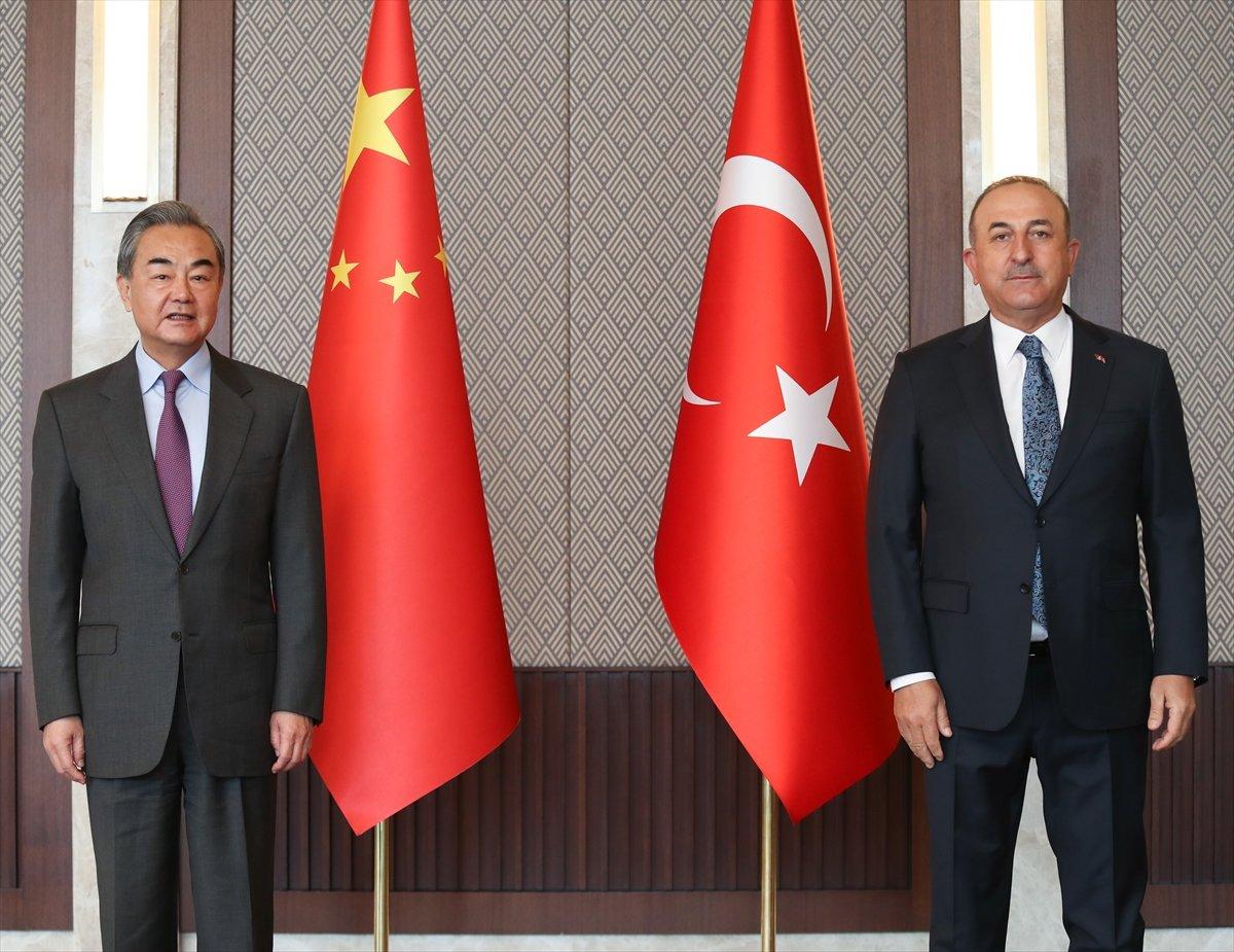 Mevlüt Çavuşoğlu, Çinli mevkidaşı Wang Yi ile görüştü