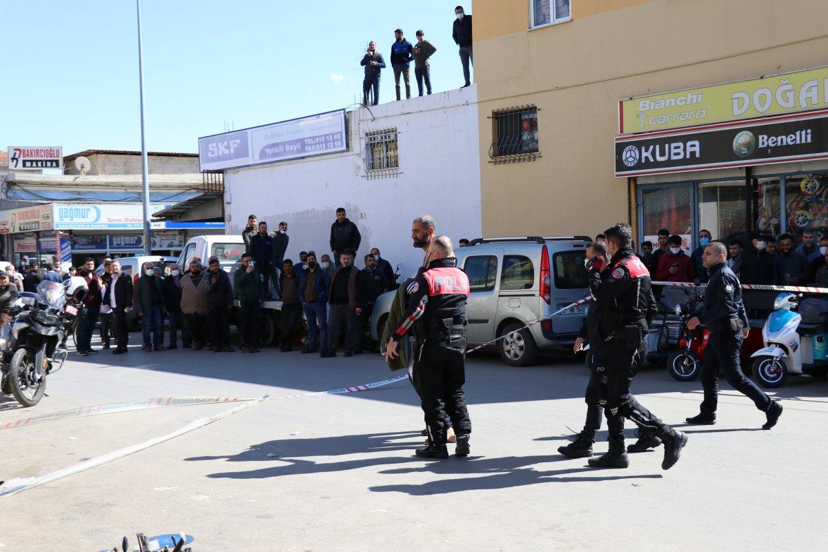 Antalya’da iki kişi tüpleri patlatacağız diyerek sanayi sitesini birbirine kattı