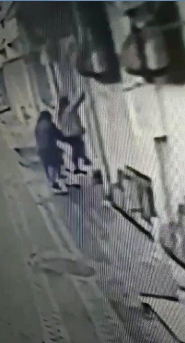 Sultangazi ilçesine dadanan kadın hırsızlar