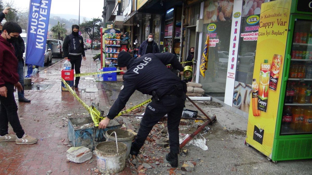 Zonguldak’ta inşaat işçisi 2’nci kattan düştü