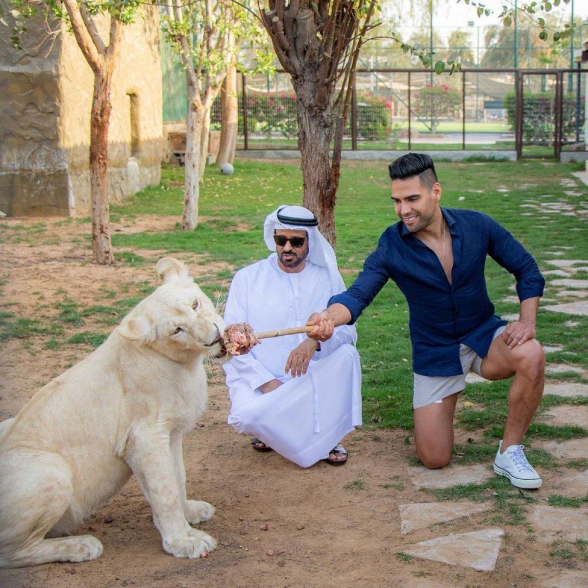 Radamel Falcao'dan çiftlik ziyareti