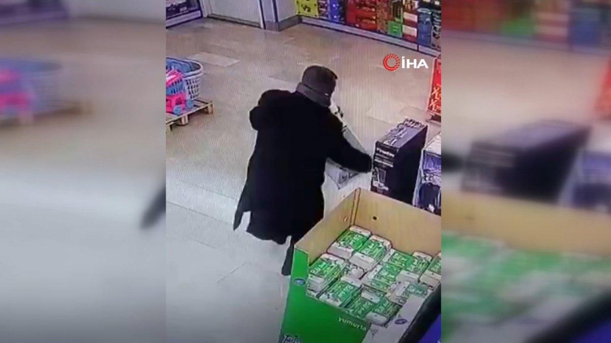 Arnavutköy’de dolandırıcılık anı kamerada