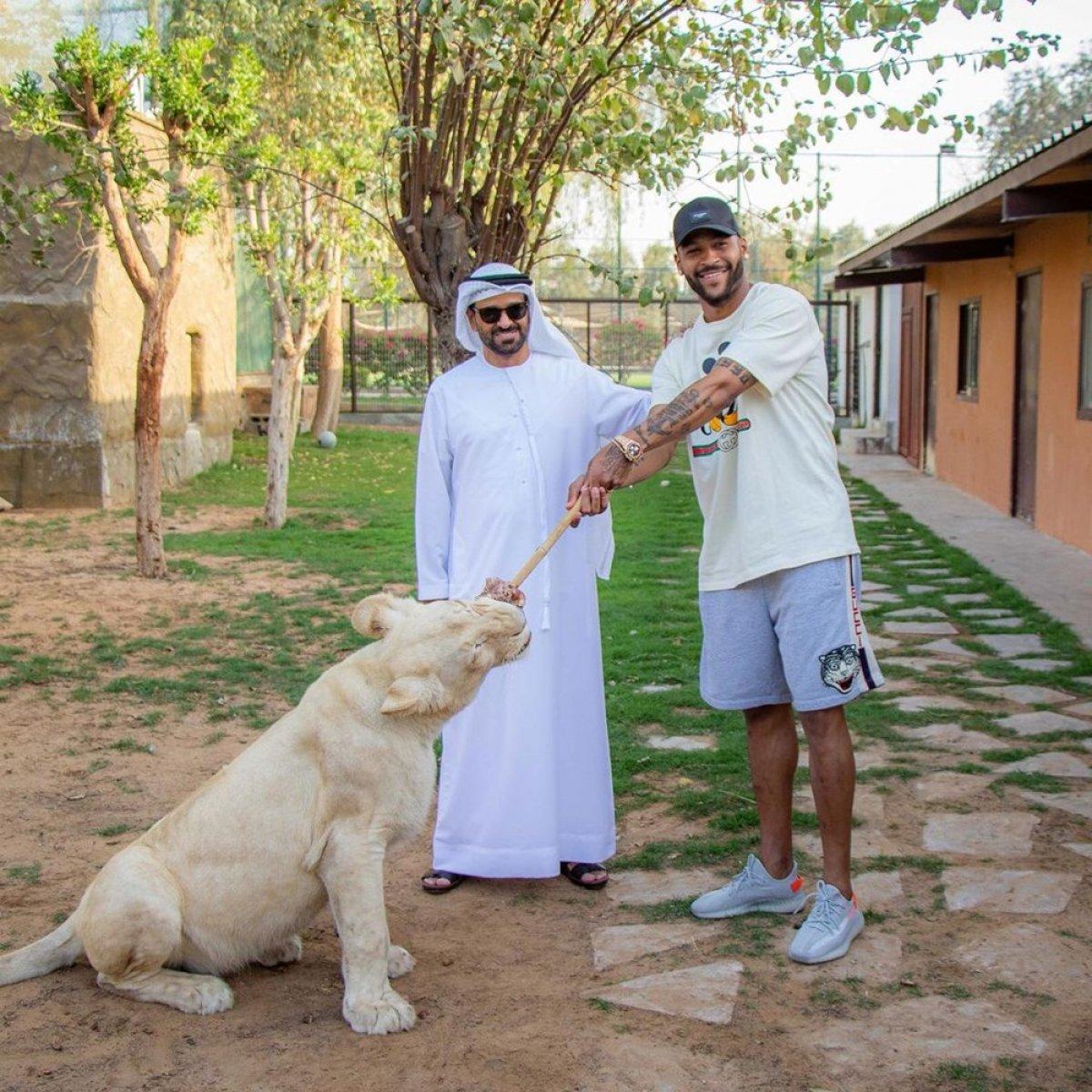 Radamel Falcao'dan çiftlik ziyareti