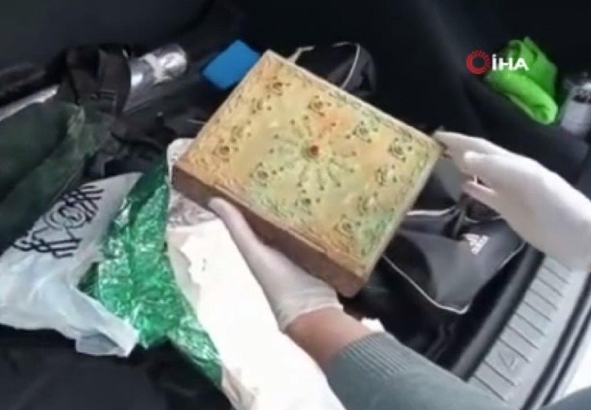 Samsun’da 2500 yıllık altın işlemeli Tevrat ele geçirildi