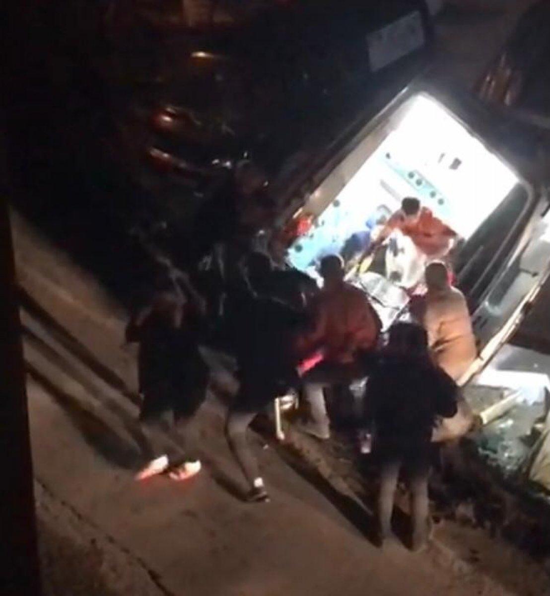 Ümraniye'de ambulans kaza yaptı