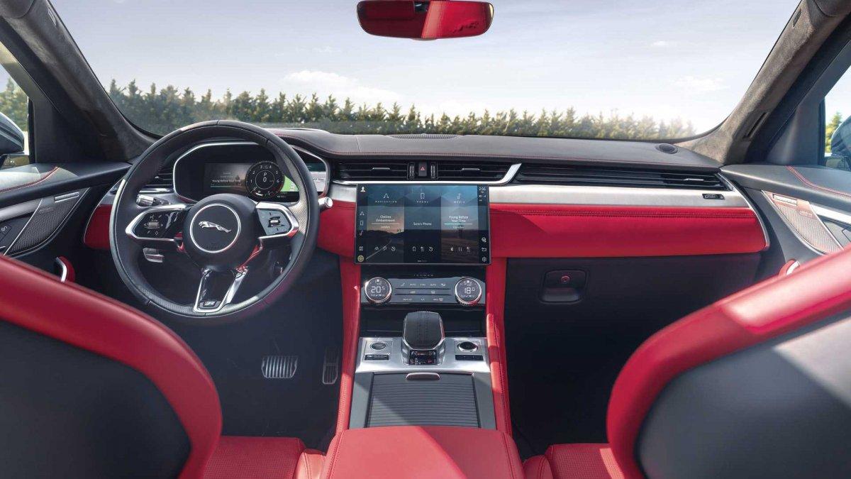 Jaguar F-Pace,