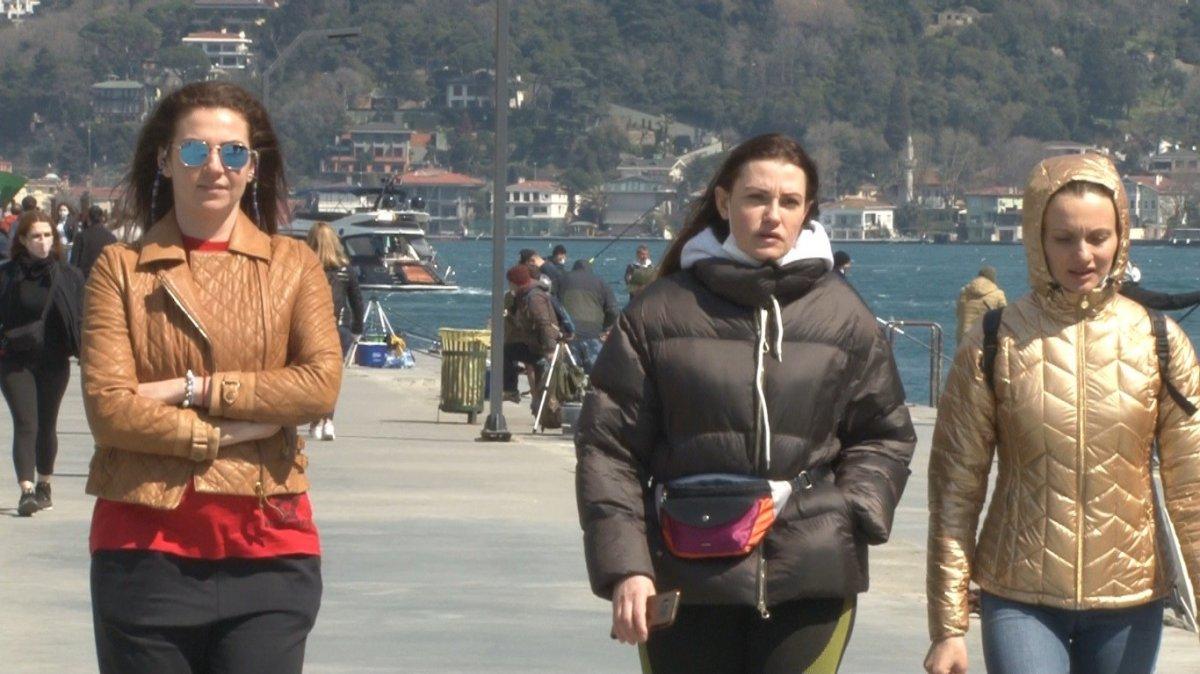 İstanbul'da kısıtlamasız cumartesinde sahiller ve meydanlar doldu