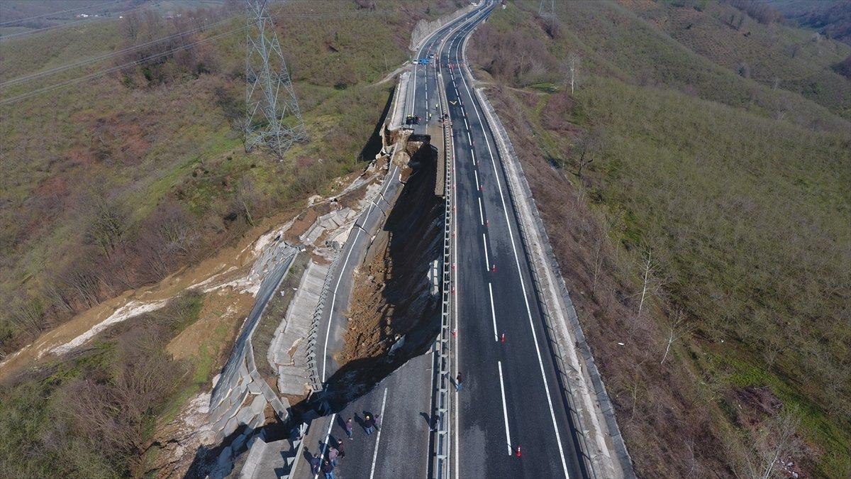 Batı Karadeniz bağlantı yolunda çökme meydana geldi