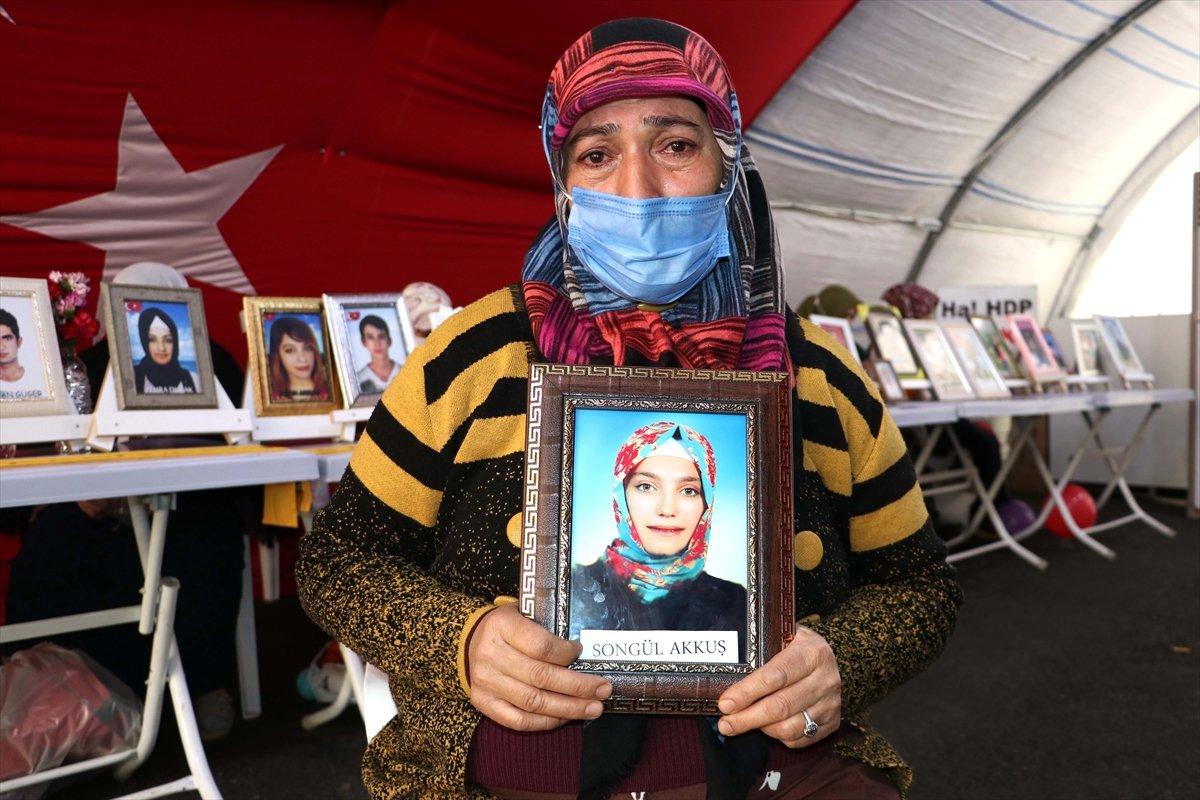 Diyarbakır annesi Fatma Akkuş: Çocukları anne babaları ile tehdit ediyorlar