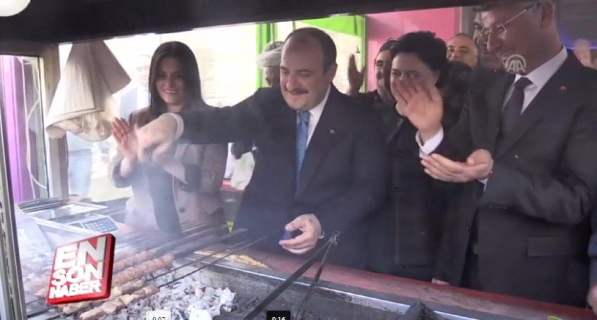 Sanayi ve Teknoloji Bakanı Mustafa Varank'tan doblo esprisi