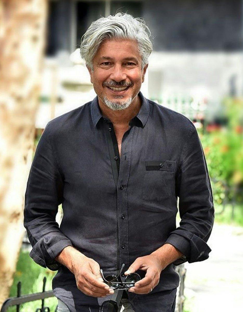 Behzat Uygur: Caner Cindoruk mendil satıyordu