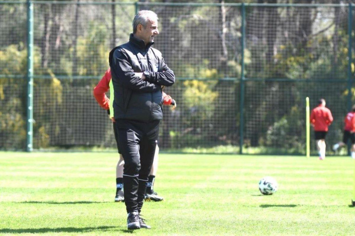 BB Erzurumspor’da İsmail Kartal ile yollar ayrıldı