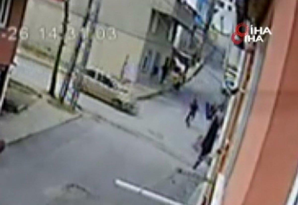 Arnavutköy’de bisikletli çocuğa otomobil çarptı