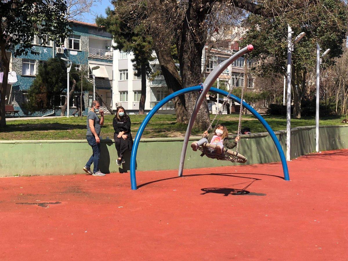 Bakırköy'de parklar doldu taştı