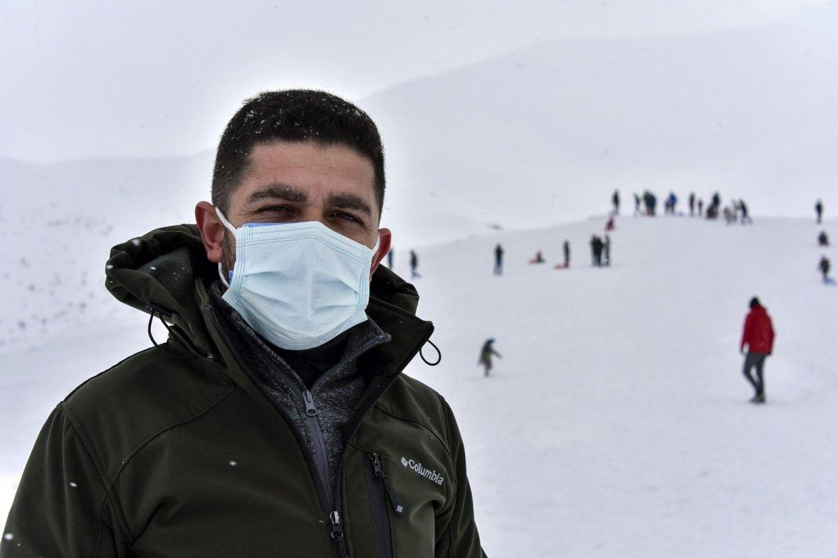 Zigana'da kar keyfi devam ediyor