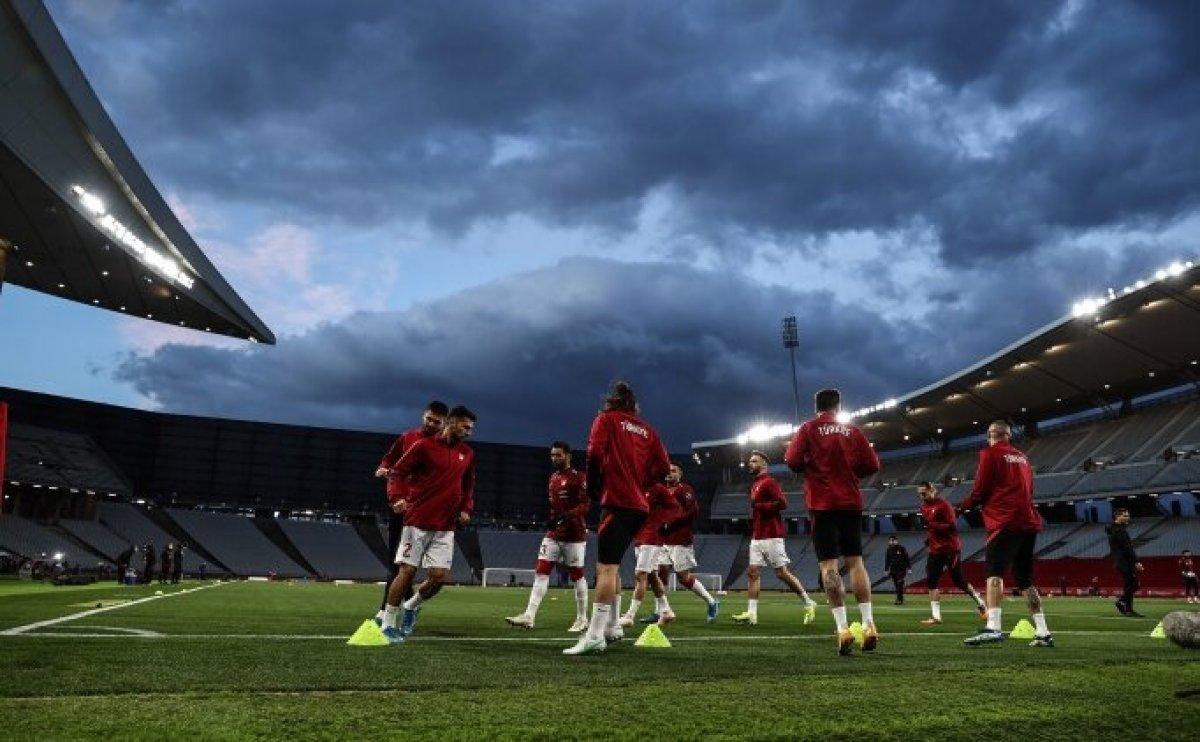 TFF'den Letonya maçı öncesi seyirci kararı