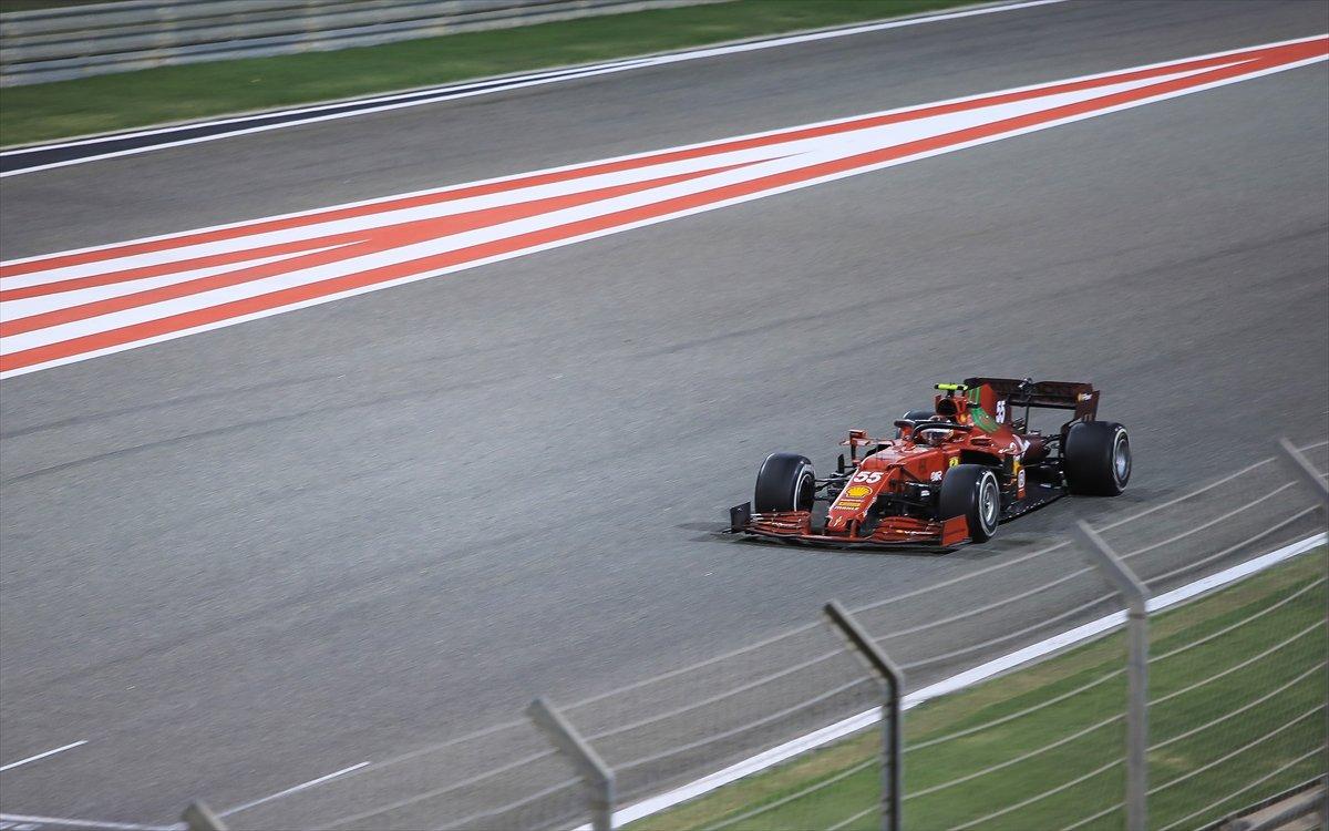 Formula 1 Bahreyn Grand Prix'sini Hamilton kazandı