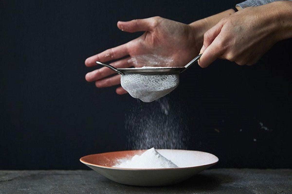 Pudra şekeri nedir, faydaları nelerdir? Evde pudra şekeri nasıl yapılır?