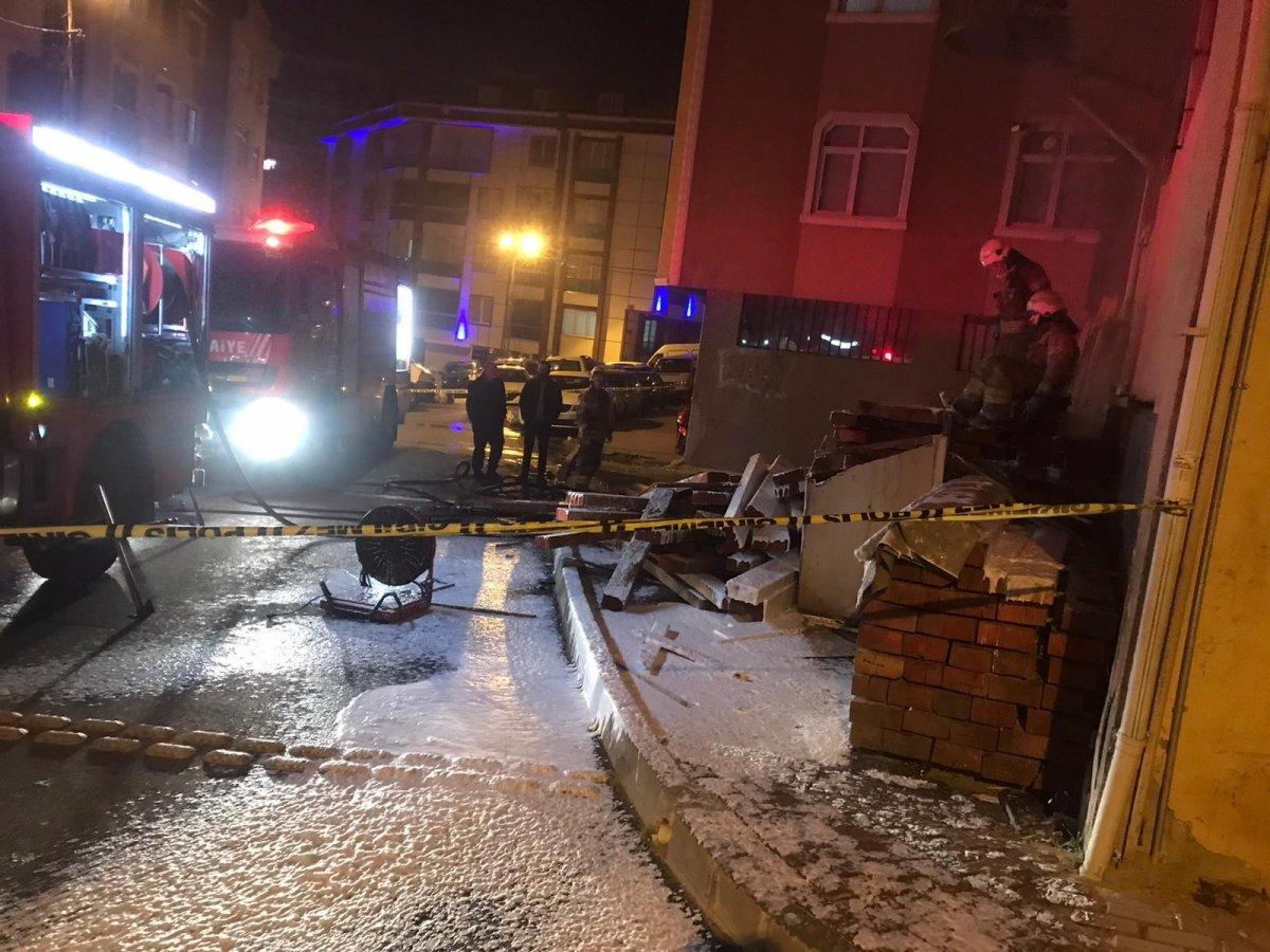 Kağıthane’de suç makinesi bu kez mobilya dükkanını ateşe verdi