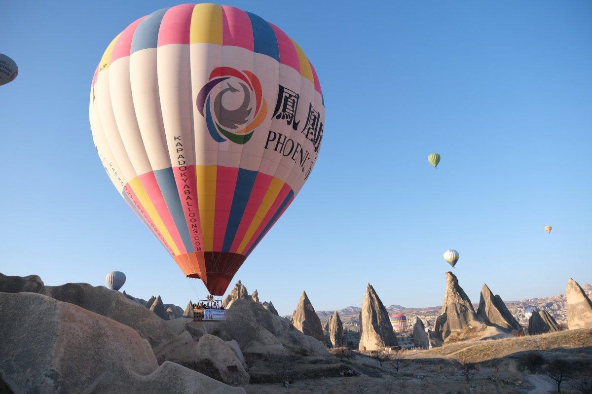 Kapadokya'daki sıcak hava balonunda nikah