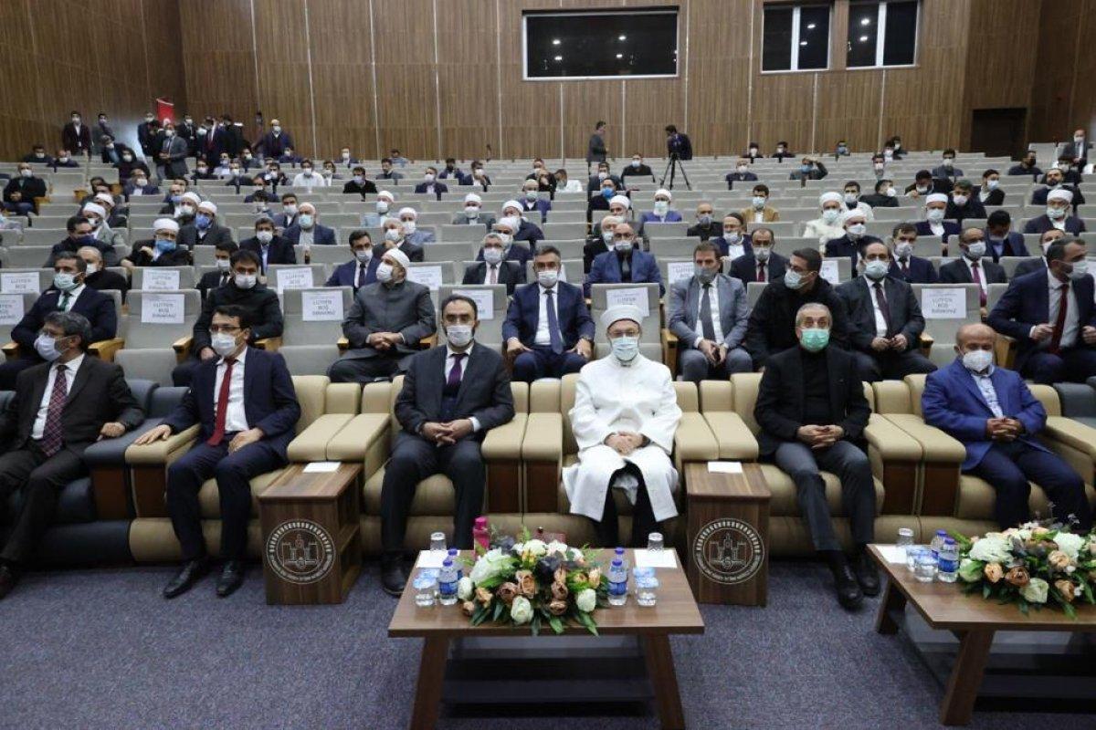 Ali Erbaş'tan deizm ve ateizm uyarısı