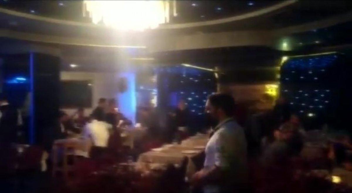 Ataşehir'de otel restoranında eğlence