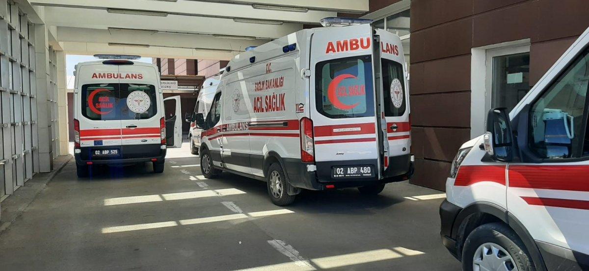 Adıyaman’da otomobil ile motosiklet çarpıştı: 2 yaralı