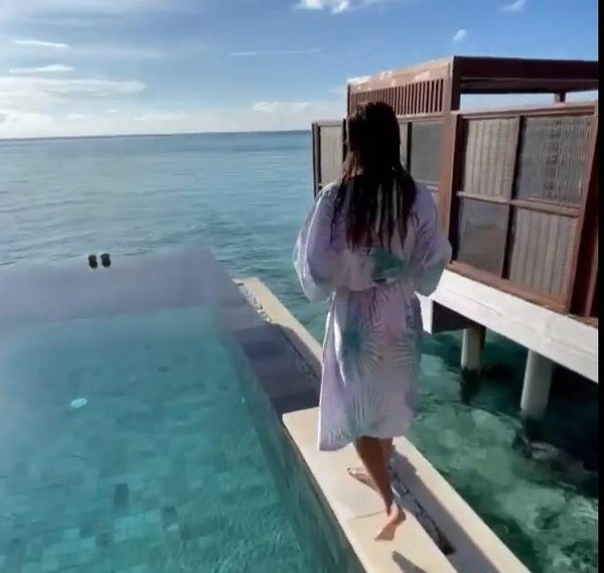 Ebru Şallı'dan Maldivler paylaşımı