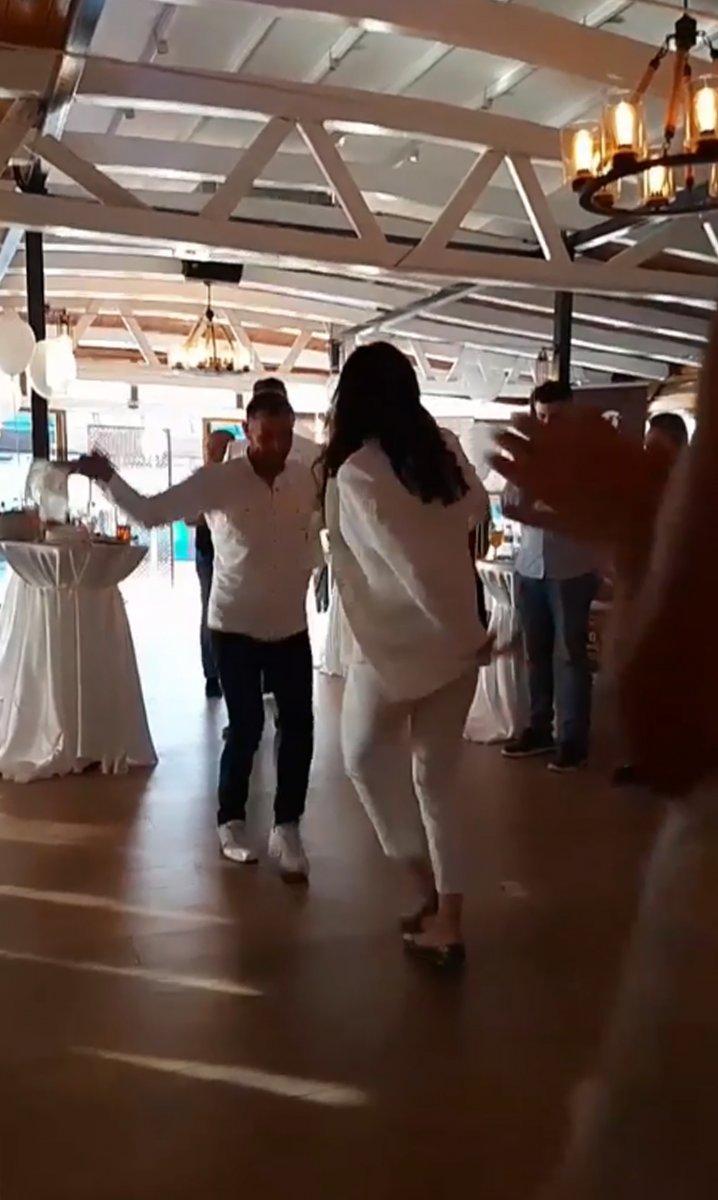 Antalya'daki yerleşik yabancılardan maskesiz parti