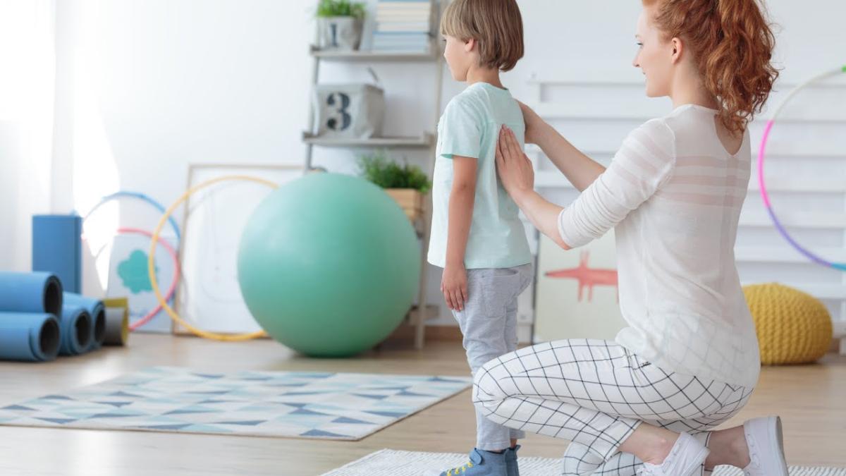 Çocuklarda boyun ve sırt ağrıları pandemi döneminde arttı