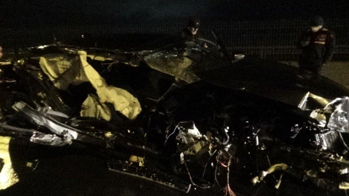 TEM'de hurdaya dönen araçtan sağ salim çıktı