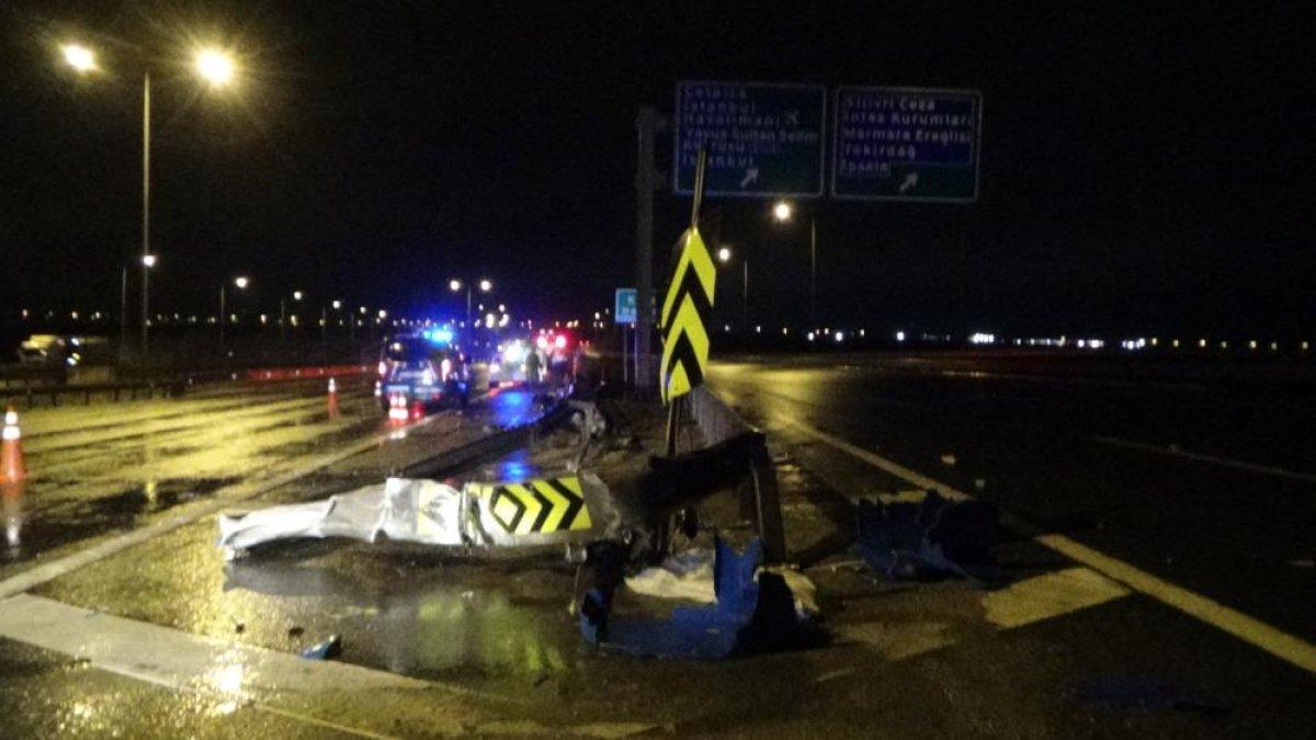 TEM'de hurdaya dönen araçtan sağ salim çıktı