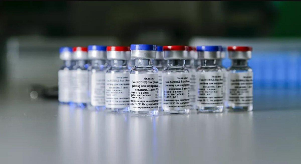 Putin, Merkel ve Macron Sputnik V aşısını görüştü